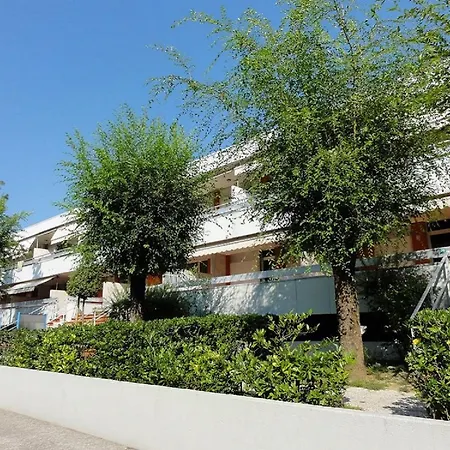 Apartament Auriga *