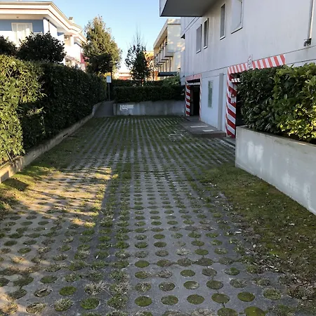 Auriga Apartament *